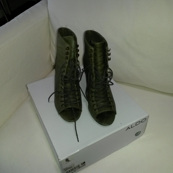 Aldo Lace-up Heels - Picture 4 of 7